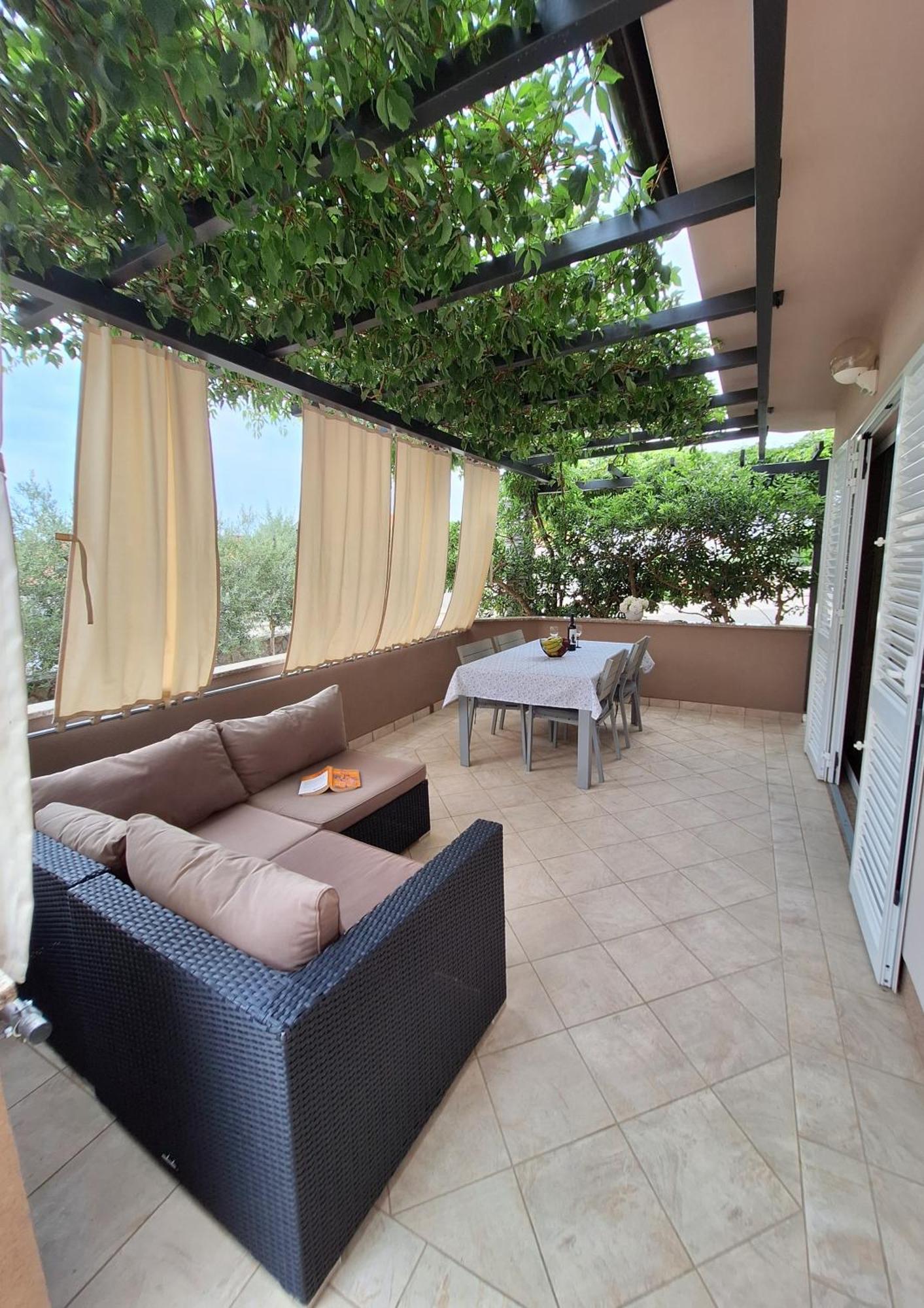 Apartment The Golden Island Krk Town